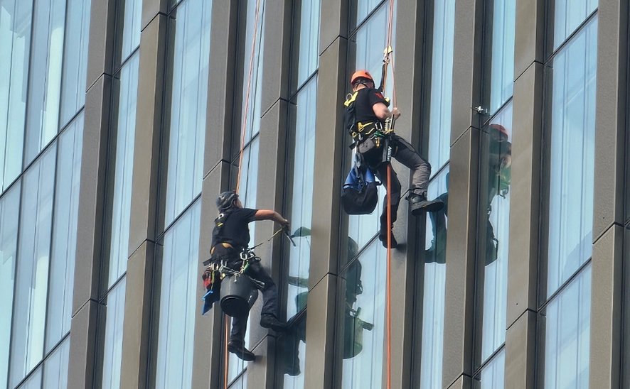 Office building Window Cleaning in Jarrow